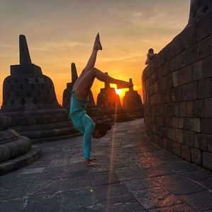 Meet your Posher, Laurell